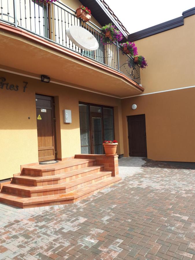Juro Guest House Szawle Zewnętrze zdjęcie